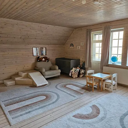 빌라 Norresundby Gem - Steps From